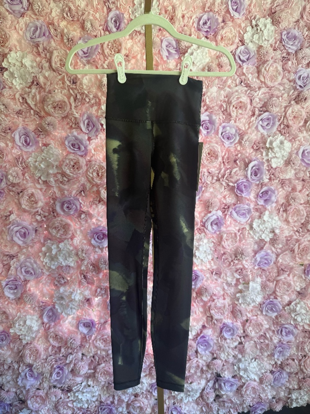 NWT Lululemon Wunder Train High-Rise Tight 28"